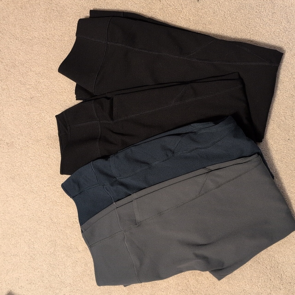 Used Uniqlo Airism Leggings 4 count bundle